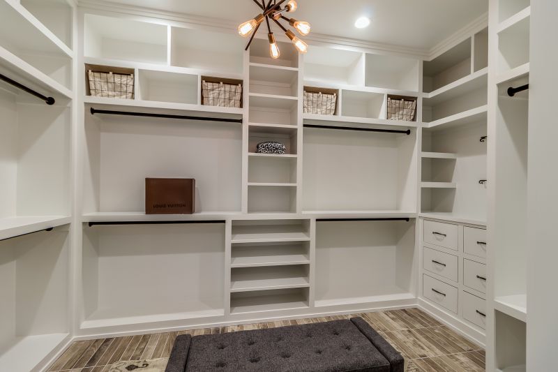 Signs It’s Time To Upgrade Your Closet Storage